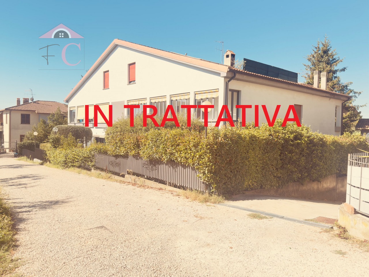 TERNI:Gabelletta quadrilocale con terrazze e garage 