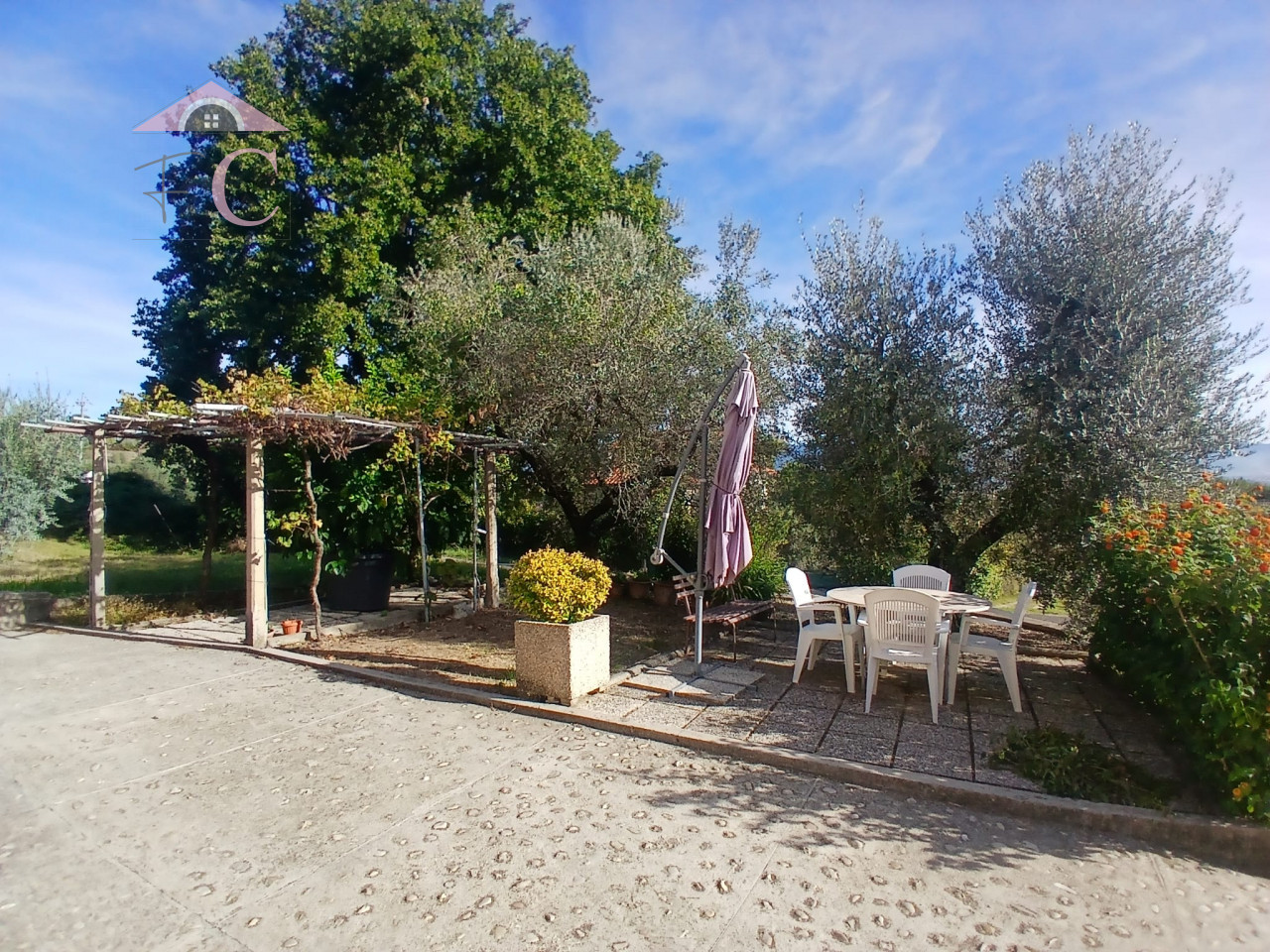 999__primo_piano_con_giardino___23_wmk_0.jpg